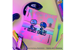 「光が死んだ夏」ネオン×レトロ×ゆるさが混ざり合う！よしき、ヒカルらのクセになるデザイングッズが多数登場