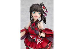 “ブッブーですわ”「ラブライブ！サンシャイン!!」黒澤ダイヤが「LoveLive!Days」5周年記念号の表紙イラストをモチーフに立体化