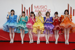 FRUITS ZIPPER　KAWAII炸裂！ レッドカーペット＆授賞フォト満載！ 「MUSIC AWARDS JAPAN 2026」で喜びのコメントも