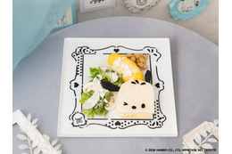 「サンリオ」ポチャッコがウエイター姿でお出迎え♪限定メニュー&描き下ろしグッズ登場の涼しげなカフェ開催【7月2日～】 画像