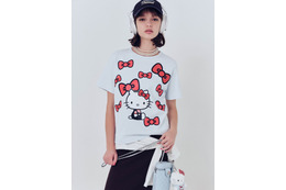 「ハローキティ」を大胆デザイン☆クロップド丈Tシャツや、主役級スウェットパンツで完成度高めファッション！【SNIDELコラボ】 画像