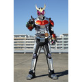 『平成仮面ライダー20作記念 仮面ライダー平成ジェネレーションズ FOREVER』クウガアーマー(C)石森プロ・テレビ朝日・ADK・東映
