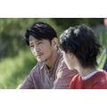 映画『赤羽骨子のボディガード』威吹丈夫(津田健次郎)(C)丹月正光/講談社 (C)2024 映画「赤羽骨子のボディガード」製作委員会