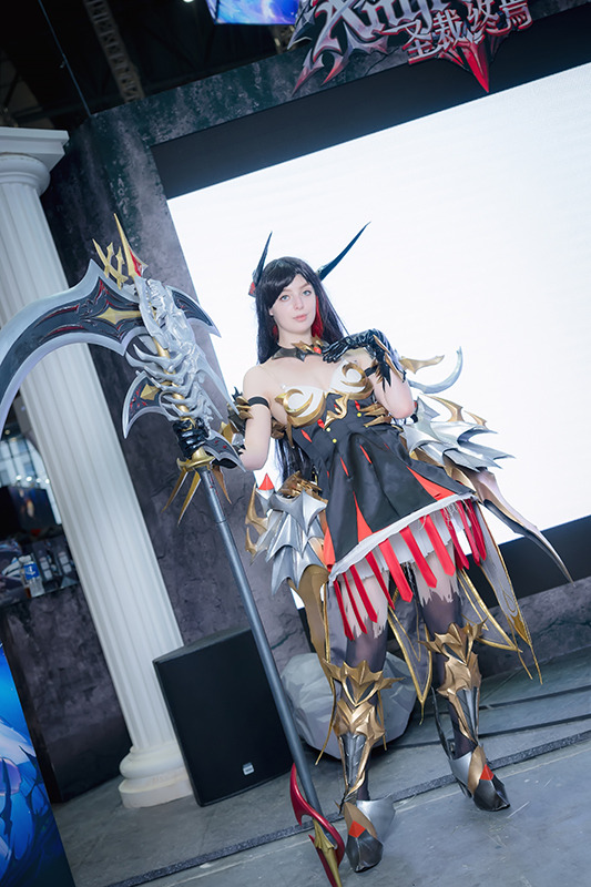 【コスプレ】中国版コミケ「Comicup24」美麗レイヤーまとめ 「デアラ」「ドルフロ」ほか人気キャラ集結【写真74枚】