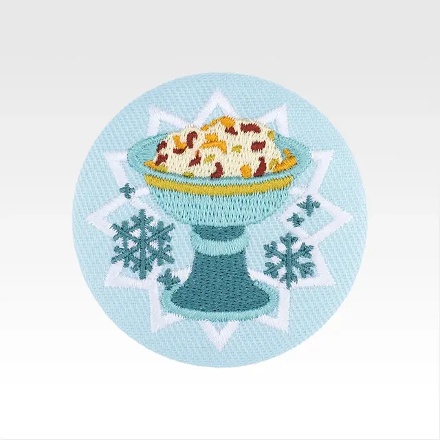 一番くじ TVアニメ『薬屋のひとりごと』E賞：刺繍缶バッジ（ランダム全6種）